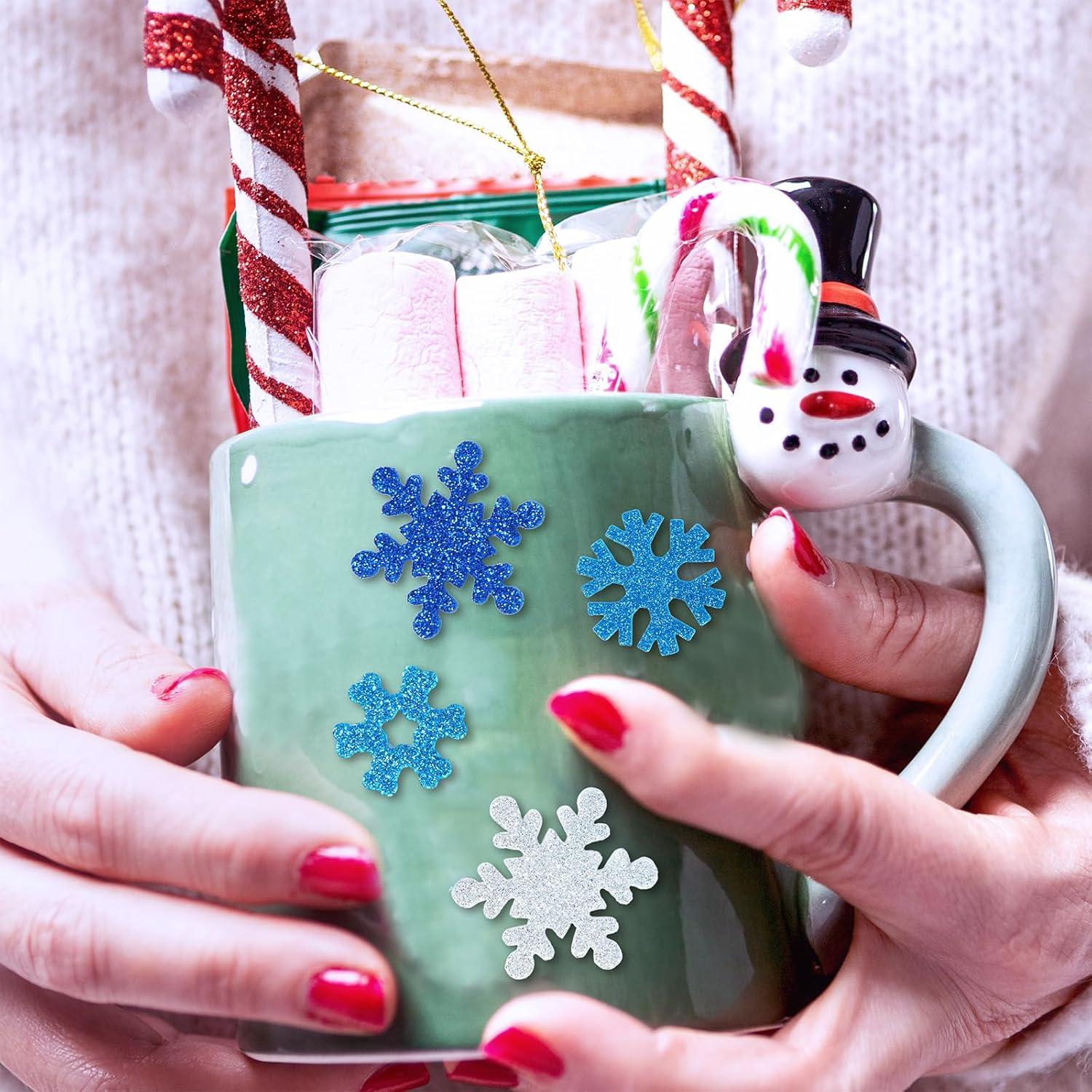 imageWinlyn 525 Pack Holiday Kids Crafts Winter Christmas Snowflake Crafts Foam Stickers Set SelfAdhesive Glitter Snowflake Stickers Arts and Crafts for Kids Party Favors Classroom Activities Art Projects